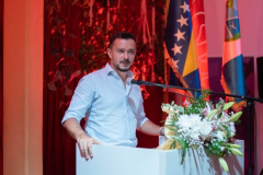 IMG-7792ef729603fc7196380774481b3156-V