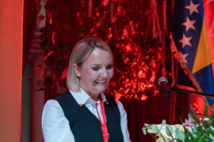 IMG-87cb8d8529a465613b40c83a05e5b1eb-V